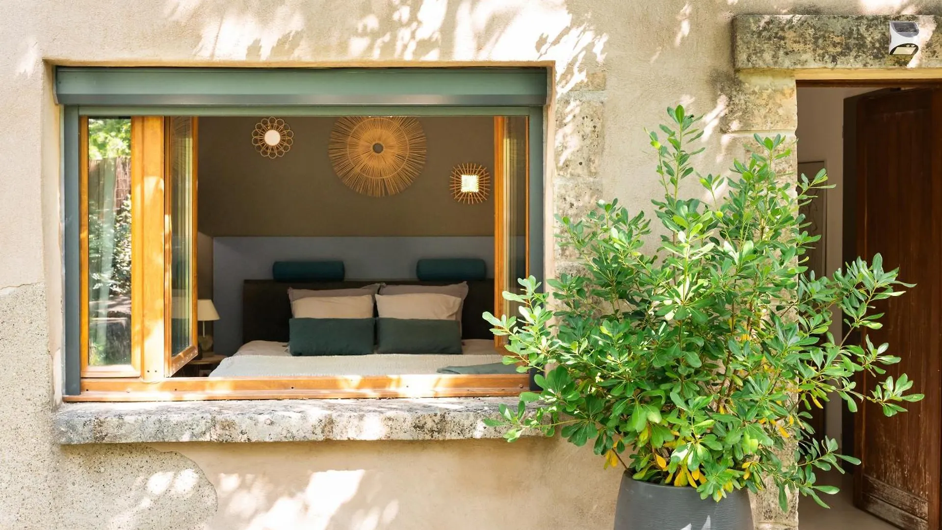 Maison D'Etienne Lacoste